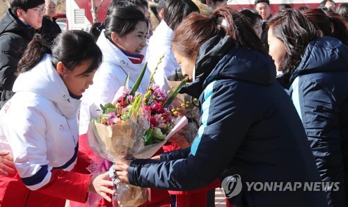 남북 여자 아이스하키 단일팀, 최적 조합을 찾아라