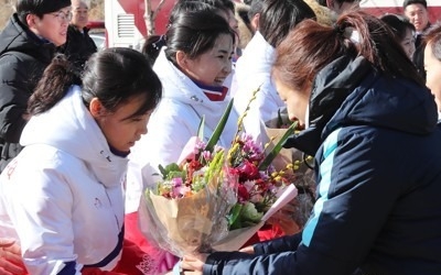 남북 여자 아이스하키 단일팀, 최적 조합을 찾아라