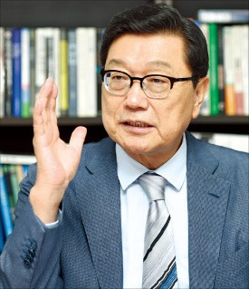 [2018 경제학 공동학술대회] 정덕구 니어재단 이사장 "내년 최저임금 동결하는 게 바람직"