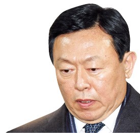 '신동빈의 빈자리'… 일본 롯데홀딩스와 관계 '빨간불'