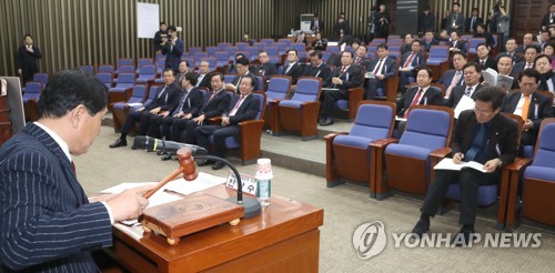 한국당, 지방선거 전략공천 확대… 여성·청년·정치신인 우대