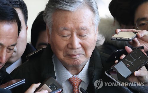 검찰, 이중근 부영 회장 구속영장 청구… 횡령·탈세 등 혐의