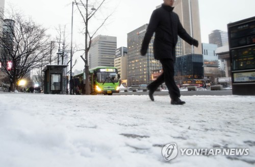 입춘 앞두고 다시 한파, 서울 낮 최고 -5도… 전국 곳곳 눈