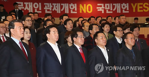 올림픽 기간 정쟁 피하고 안보는 공세… 한국당 투트랙 전략