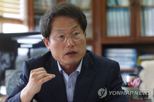 조희연 "학생 투표참여가 아니라 준비 안된 유권자가 문제"