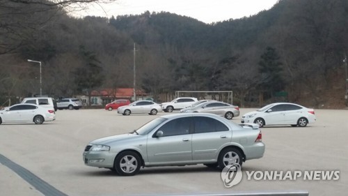 엘리베이터 갇히고, 대피하다 다치고…포항 지진피해 잇따라