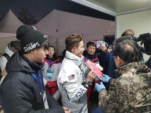 금메달리스트 핸드프린트, 평창 올림픽 기념관에 남긴다