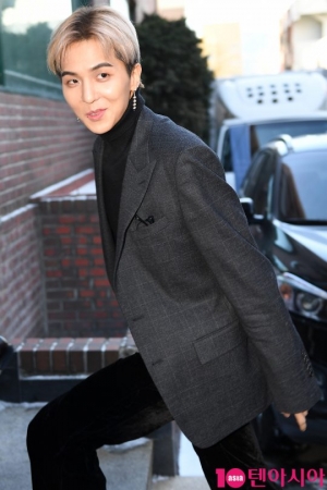 [TEN PHOTO] 위너 송민호 &#39;개구장이 미소&#39;