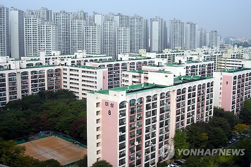 서울시, 잠실재건축 '속도 조절'… 진주아파트 이주 6개월 늦춰