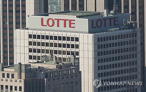 신동주 "신동빈, 옥중경영 안돼…롯데홀딩스 이사직도 물러나라"