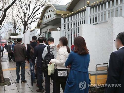 '평생직장 공무원' 평균 근속기간 14.9년… 전체의 3배