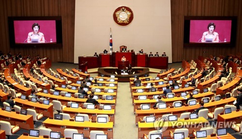 여야, 대정부질문 격돌… 개헌·안보·검찰개혁·최저임금 쟁점