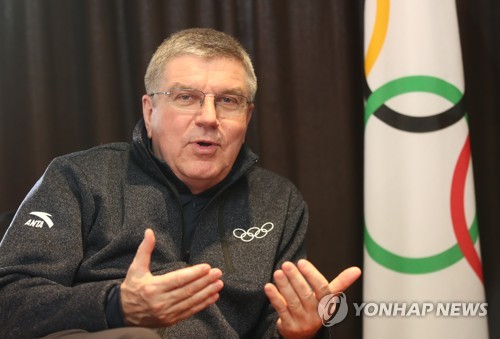 [올림픽] 바흐 IOC 위원장 "편안한 시기에 방북… 북한과 조율 중"