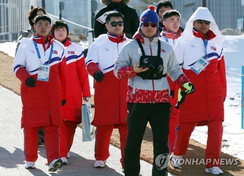 [올림픽] 북한 스키 대표팀 경기장 답사 "음식 잘 맞습니다"