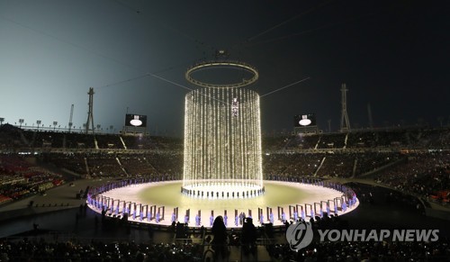 '와우' 개회식에서 터진 다섯 번의 탄성