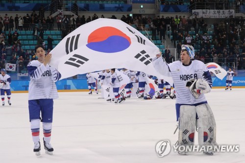 '4전 전패' 백지선호, 최하위에도 세계 1∼7위와 명승부