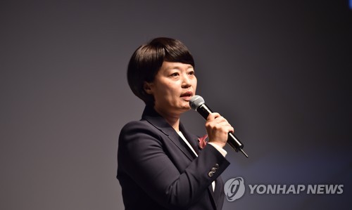 한성숙 "네이버 뉴스 댓글, 개편 검토 필요하다"