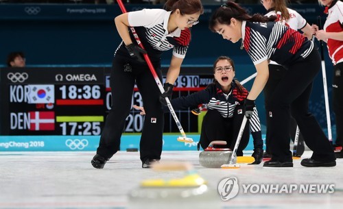 갈릭걸스에 반한 외신… "노로바이러스 피했는데 컬링病 걸려"