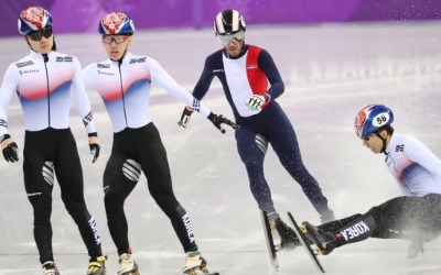  쇼트트랙 1000m '죽음의 조' 생존자는 서이라·임효준… 황대헌 실격