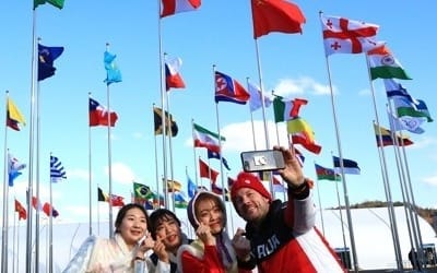 [올림픽] 국기광장서 사라진 러시아 국기…오륜기가 대체