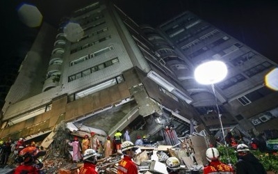 대만 화롄 강진 실종자 7명으로 감소… 244차례 여진 '공포'