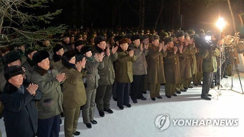 북한, 김정일 생일 앞두고 '백두산 밀영 결의대회'