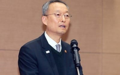 백운규 "한국GM 지원, 신규투자 내용에 달렸다"