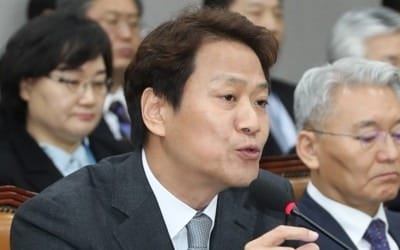 임종석 "펜스·김여정 회담 불발 보도 확인할 수 없다"