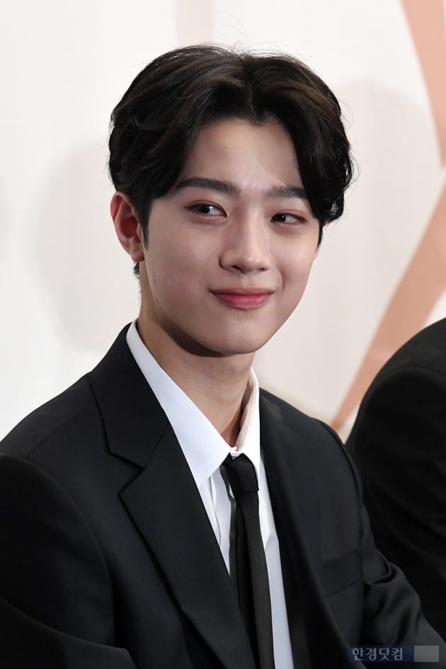 [포토] 라이관린, '얼굴이면 얼굴 기럭지면 기럭지'