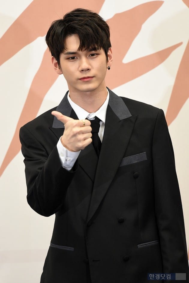 [포토] 옹성우, '기인열전 포토타임'