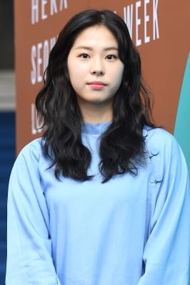  서은수, '무표정에도 돋보이는 미모~'