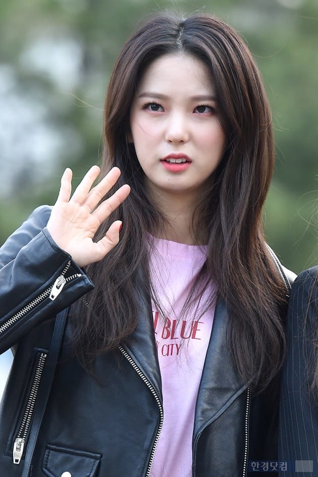 [포토] CLC 최유진, '깜찍한 미모 뽐내며~'