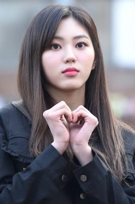  CLC 권은빈, '얼굴에 귀여움이 가득~'