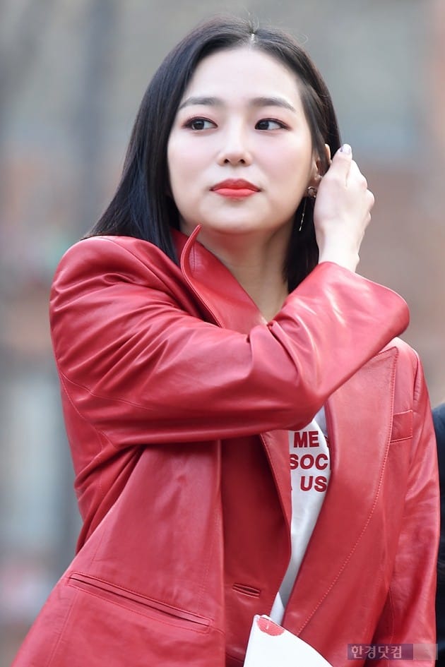 [포토] CLC 장예은, '매력적인 레드립~'