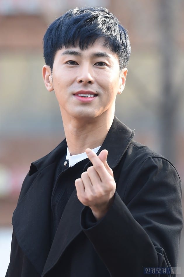 [포토] 동방신기 유노윤호, '女心 흔드는 부드러운 하트~'