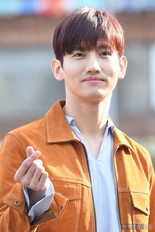 [포토] 동방신기 최강창민, '여심 흔드는 부드러운 하트~'