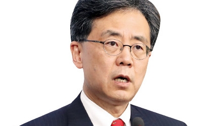 FTA 매듭지은 김현종… 개선장군이냐, 패장이냐