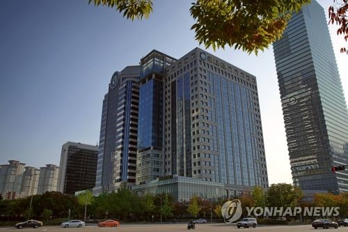 금융회사 총체적 난국… '셀프연임 CEO·거수기 이사회' 드러나