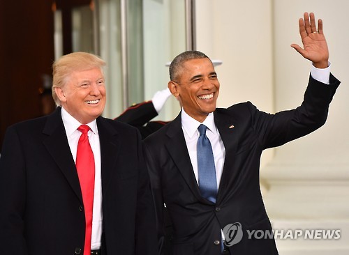 "오바마가 하면 로맨스, 트럼프가 하면 불륜" 페북정보수집 논란