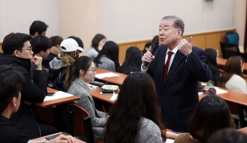 문정인 "남북·북미 정상회담은 역사적 변곡점 가져올 이벤트"