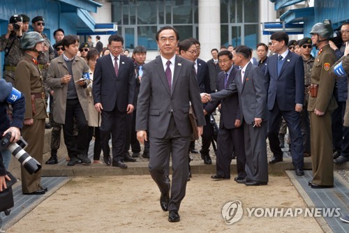 김정은, 군사분계선 어떻게 넘을까… 리설주 동행여부도 주목