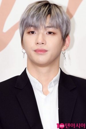 [TEN PHOTO] 워너원 강다니엘 &#39;비주얼 대장&#39;