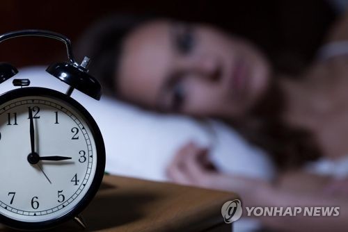 '잠 못 드는 밤'… 한국인 100명 중 1명 '불면증'