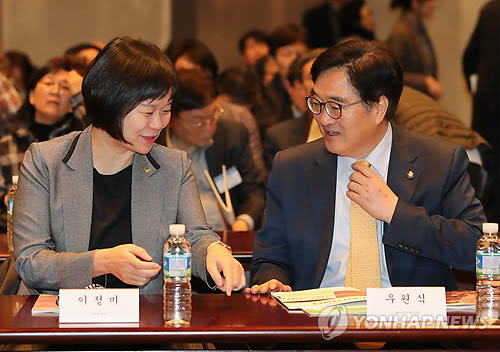 정의당, 대통령 개헌안 발의에 반대… "개헌판 닫힐 우려"