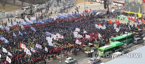 "구조조정 저지로 '일터혁명'을"…서울 도심서 노동자대회