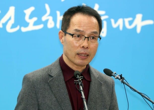 더불어민주당 당원 오영환 씨, 박수현 전 청와대 대변인 불륜 의혹 제기 (사진=연합뉴스)