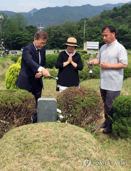 취임 후 9번째 방문… 문 대통령, '고향' PK 자주 찾는 까닭은