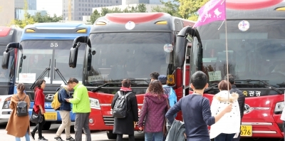 13개월 만에 中 관광객 늘었다…들뜬 내수시장