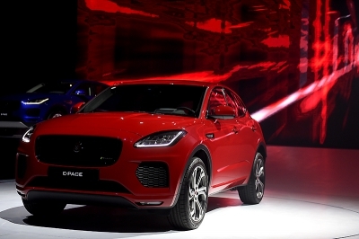  스포츠카에서 영감 얻은 재규어 'E-PACE'