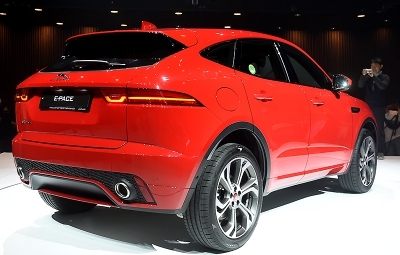  날렵한 모습의 재규어 'E-PACE'